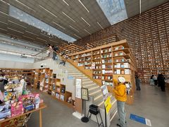 -朵云书院(滴水湖店)