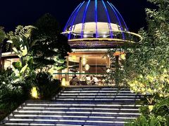 -茅草房·河畔园林火锅