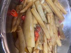 -昱龙大盆牛蛙馆(三兴街总店)