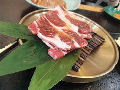 -臻牛烤肉