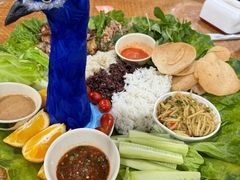 -沐毫傣泐云南菜孔雀宴•手抓饭傣味烧烤(曼听公园店)