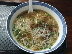 -子潇春庞牛腩粉(三大银行店)