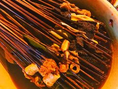 -拈签一笑黄牛肉辣卤串串