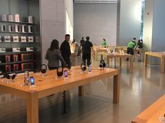-Apple零售店(华贸购物中心店)