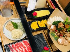 贡品肥牛-煲宫猪肚鸡(昆山金鹰国际购物中心店)