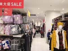 -优衣库(上海金桥国际商业广场店)