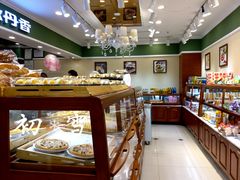 面包甜点陈列柜-丹香(青岛南京路店)