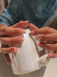 -丽心自助美甲美睫