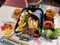 -水桶王国主题餐厅·聚会·生日派对·亲子活动·家庭套餐(亚龙湾希尔顿店)