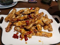 -梧桐树下(云锦世家店)