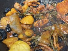 -咱屯子铁锅炖直营店(保利店)