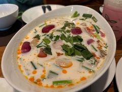-Chom Cafe and Restaurant