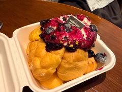 蓝莓蛋糕咸奶油泡芙-B&C黄油与面包·THE GARDEN BAKERY概念店(世纪汇店)