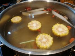 招牌牛骨清汤锅-手选潮汕鲜活牛肉火锅(二七广场店)