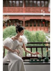 -雪中彩影婚纱摄影·微光艺术中心