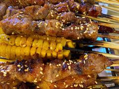 -烤满分·东北烧烤(首经贸店)