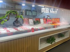 -四囍码头海鲜烧烤自助火锅(外滩南京东路悦荟广场店)