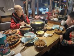 -九锅一堂酸菜鱼(新南凯德直营店)