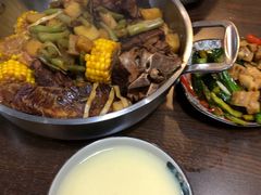 -内蒙焖面大盆骨餐馆(山大路店)
