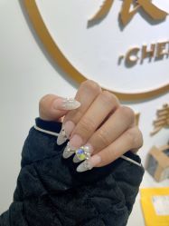 -晨·艺美甲美睫