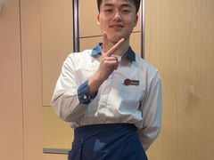 -海底捞火锅(新松江路生日主题店)