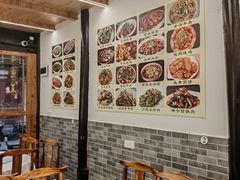 -华光驿站私房菜·黑金冠