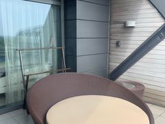 -上海滴水湖皇冠假日酒店