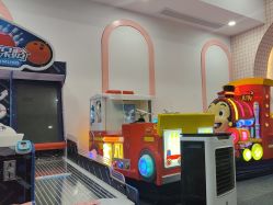 -宝燕乐园(春申店)
