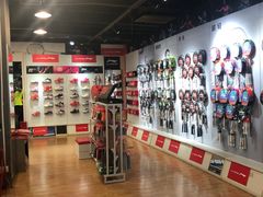 -YONEX苗江运动城(源深店)