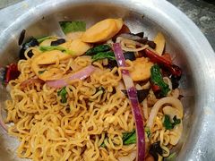 -破瓦寒窑·地摊烤羊排