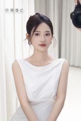 -欣薇婚纱(新源乐汇城店)