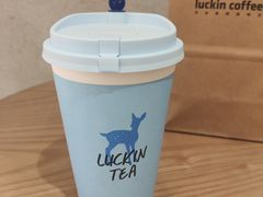 满庭芳-luckincoffee瑞幸咖啡(香港名店街店)