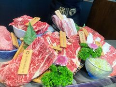 -铭牛烧肉·和牛海鲜自助(高新月牙湖店)