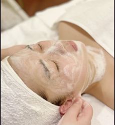 -悦瑢港湾科技美肤芳疗美容