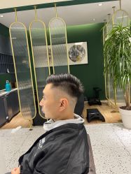 -童辉造型
