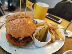 -HELLO 27 意面·沙拉·帕尼尼