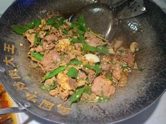 -费大厨辣椒炒肉(高铁吾悦广场店)