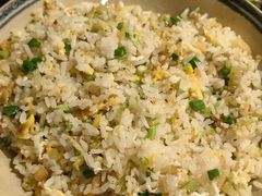 -Cuc Gach Quan Restaurant