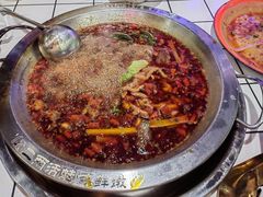 -蛙一刀·麻椒鱼火锅(金仙桥店)