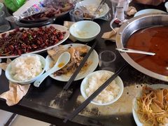 -重庆歪嘴鱼庄(济南模具厂宿舍店)