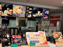 -麦当劳(展览路店)
