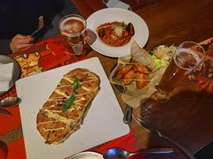爆浆金枪鱼披萨-造精酿餐厅