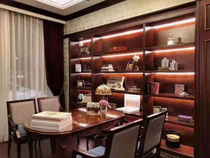 masa玛萨美容(曲阳店)-"第一次去感受,老上海风情的装修,里面的老.