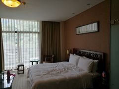 -中铁花水湾温泉酒店(大邑店)