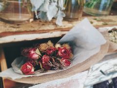 -FLOVIE FLORIST CAFE