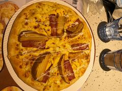 -必胜客(WOW中心城店)
