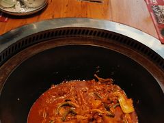 -山河屯铁锅炖·非遗东北菜(南山店)