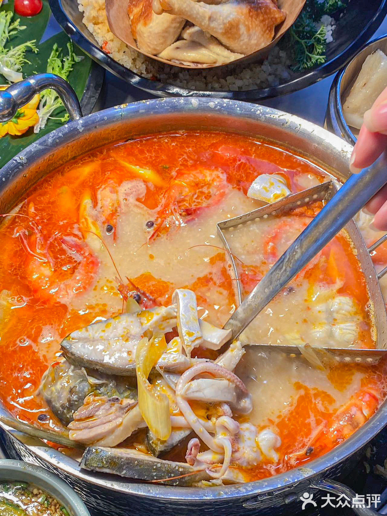 叨了两天，离开三亚前必须吃上的糟粕醋海鲜面