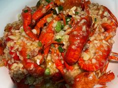 -肥肥虾庄·金牌油焖大虾(沙湖店)