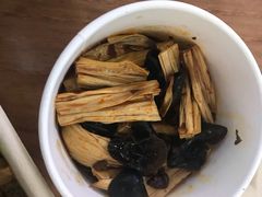 -轻蔬不用等·素食(江苏路店)